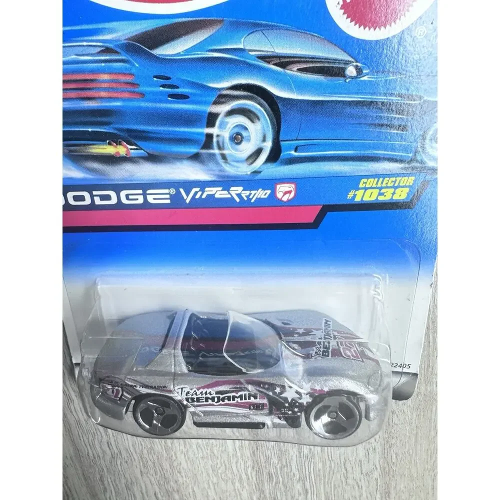 1998 Hot Wheels Collector No #1038 DODGE VIPER RT/10 Silver w/3 Spoke H62